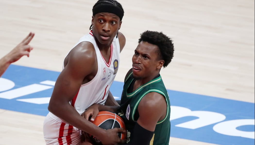 Απόφαση που προκάλεσε αντιδράσεις - Φέρνουν τον... Λανουά στο μπάσκετ!