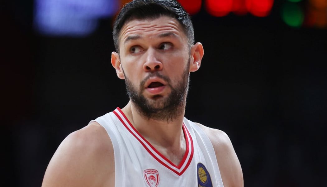 Αξίζει αυτό το τέλος ο Παπανικολάου;