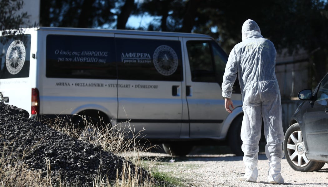 Φρίκη στη Νέα Πέραμο: Αδελφοκτονία με ψαλίδι - Νέες αποκαλύψεις