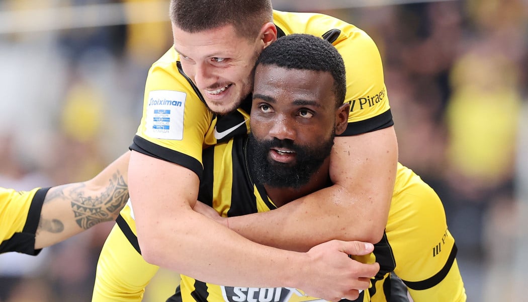 "Καμπανάκι" Μπορμπόκη για τους σέντερ φορ της ΑΕΚ (ΒΙΝΤΕΟ)