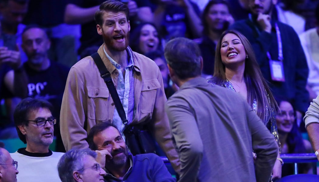 Η στιχομυθία Γουόκαπ με Μητσοτάκη και ο σέξι χορός της Εστρέλα! (ΒΙΝΤΕΟ)