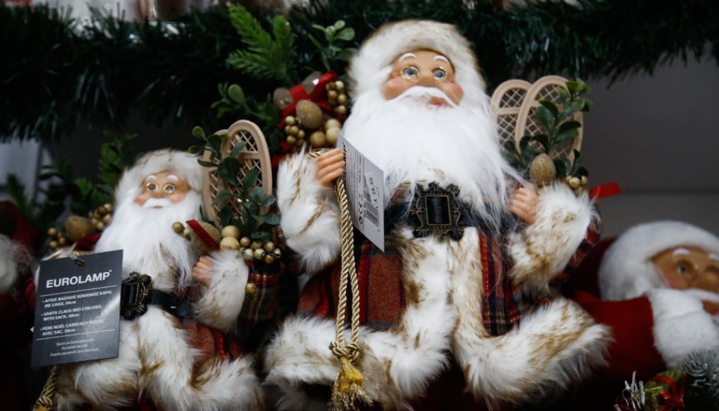 Δώρο Χριστουγέννων: Πότε πληρώνεται, ποιοι το δικαιούνται, πώς υπολογίζεται