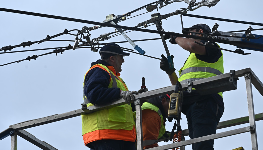 Ξεκίνησε η αποξήλωση του δικτύου τρόλεϊ σε Αθήνα και Πειραιά