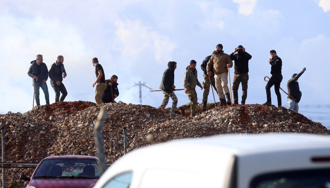 Χάος στην Κρήτη: Ξύλο Αγροτών με ΜΑΤ - "Εγκληματική οργάνωση"! (ΒΙΝΤΕΟ)