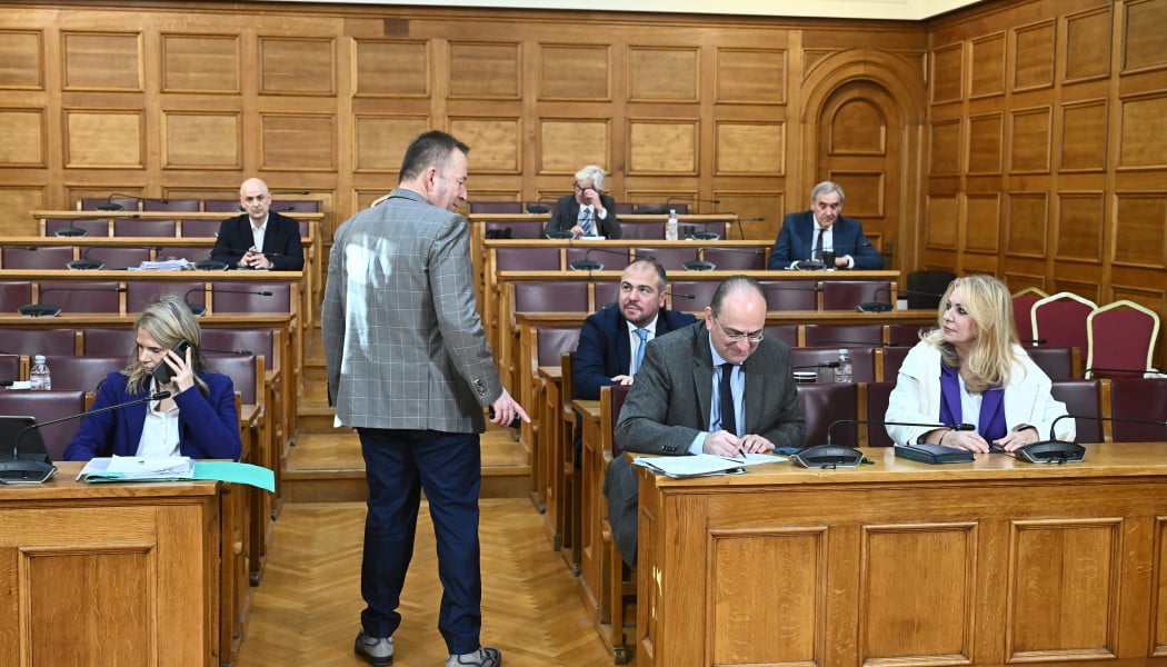 Διάλογος με πρώην υπουργό σε δικογραφία: «Έχουμε κάνει και χειρότερα...»!