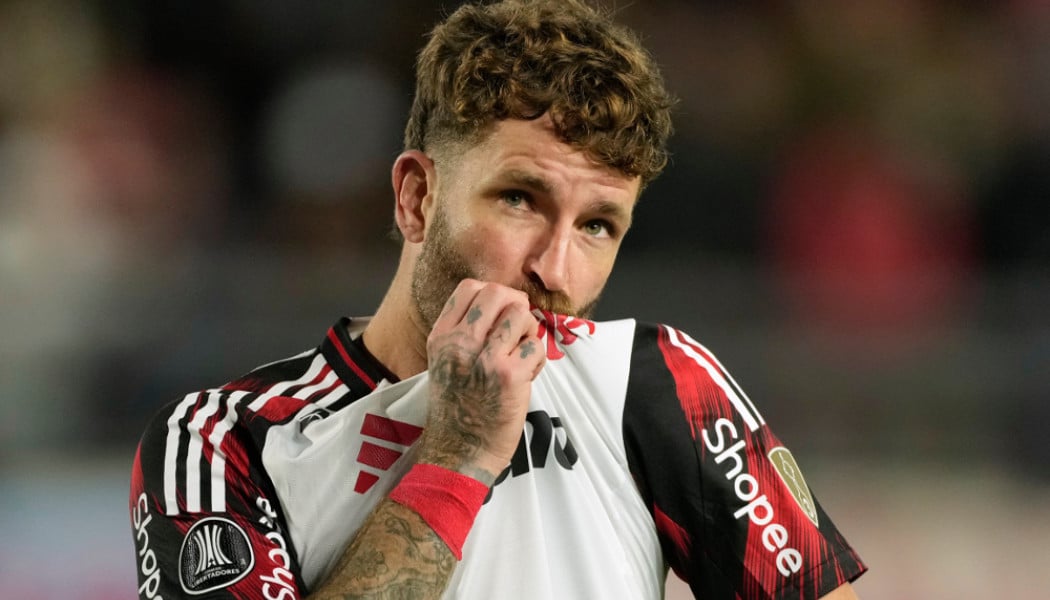 "4 εκατομμύρια η τιμή για Ολυμπιακό" - Ο… νέος Ροντινέι ξέρει από κούπες!