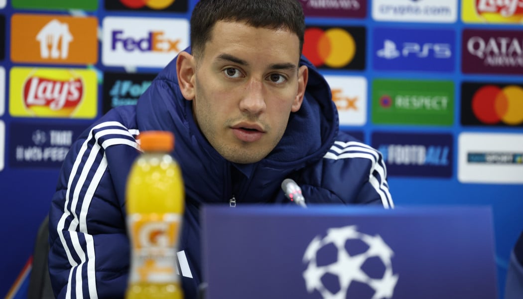 Έσε: "Δεν θα επηρεαστούμε - Στο γήπεδο είμαστε 11 εναντίον 11"