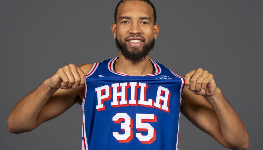 Ακούστηκε για Ολυμπιακό, υπογράφει αλλού - Αδερφός σούπερ σταρ του NBA