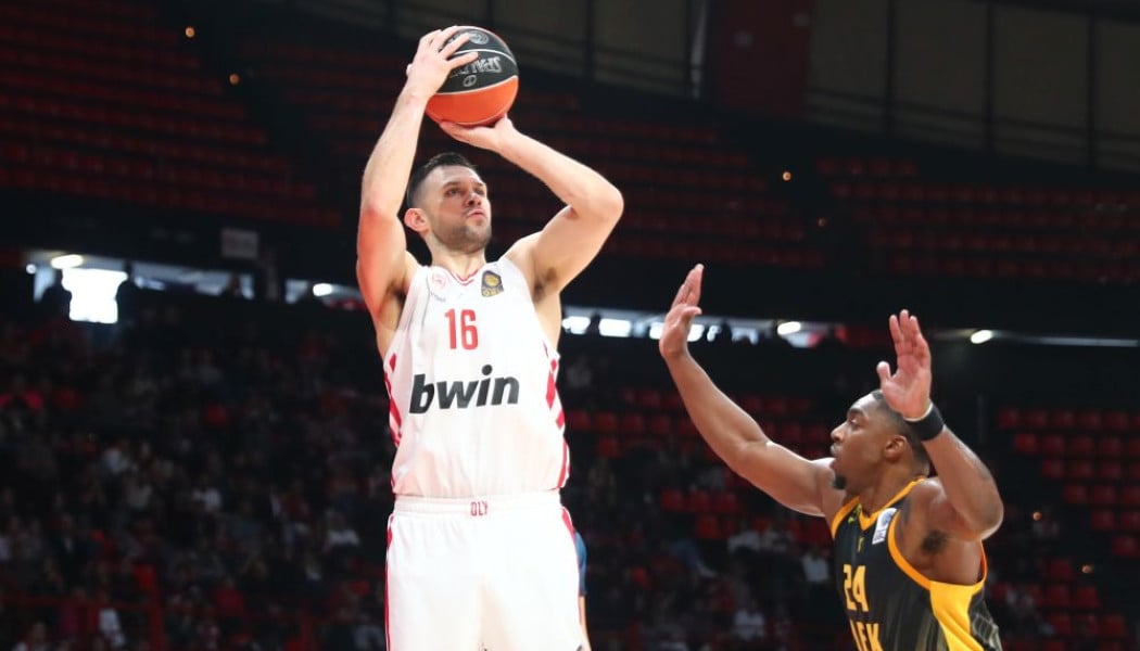 “Kαμπανάκι” Παπανικολάου-“Δεν πρόκειται να μας χαρίσει κανείς τίποτα” (Vid)