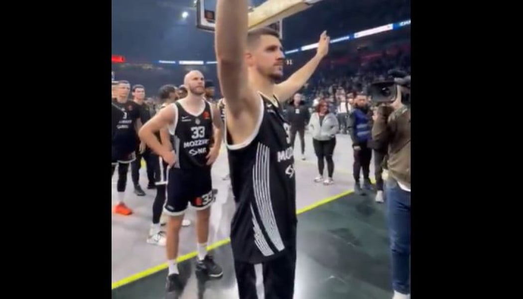 Οι οπαδοί φώναζαν «Ομπράντοβιτς» και κάποιοι παίκτες δυσανασχέτησαν (Vid)