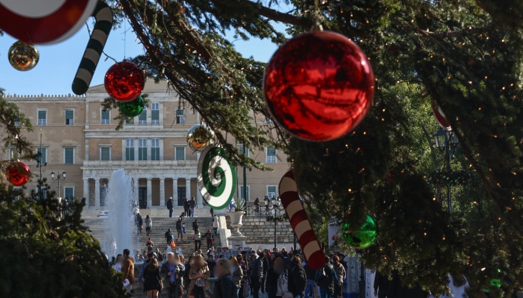 Ξεκινά την Πέμπτη το εορταστικό ωράριο: Πώς θα λειτουργήσουν τα καταστήματα