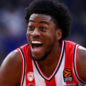 Τα Μέσα στην Pressa