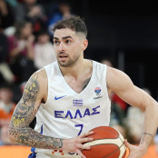 Βασίλης Τολιόπουλος