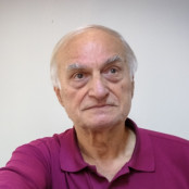 Μανώλης Μαυρομάτης