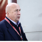 Μίμης Δομάζος