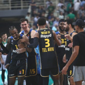 Τζέιμς Ουέμπ