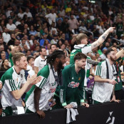 Σάσα Βεζένκοφ