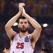 Άλεκ Πίτερς