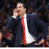 Μάικ Ντάουμ