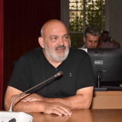 Μάκης Μπελεβώνης