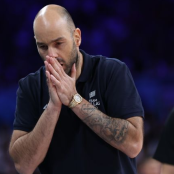 Βασίλης Τολιόπουλος