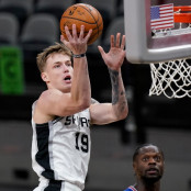 Λούκα Σάμανιτς