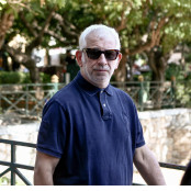 Πέτρος Φιλιππίδης