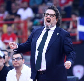 Σάσα Βεζένκοφ