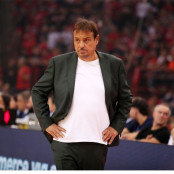 Τίτος Κομνηνός