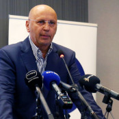 Βασίλης Αντωνιάδης