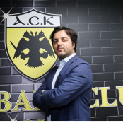 Βαγγέλης Αρναούτογλου