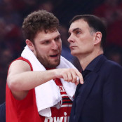Σάσα Βεζένκοφ