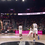 Χαβιέ Ράθαν Μέις