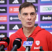 Νίκολα Μιλουτίνοφ