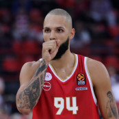 Σάσα Βεζένκοφ