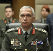 Μιχάλης Κωσταράκος