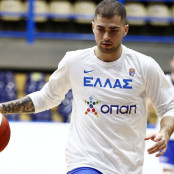 Βασίλης Τολιόπουλος