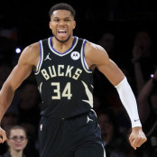 Γιάννης Αντετοκούνμπο