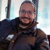 Βασίλης Καλογήρου