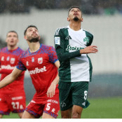 Αζεντίν Ουναΐ