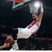 Νίκολα Μιλουτίνοφ