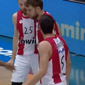 Γιαννούλης Λαρεντζάκης