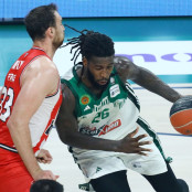 Νίκολα Μιλουτίνοφ