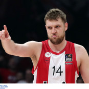 Σάσα Βεζένκοφ