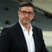 Αζεντίν Ουναΐ