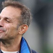 Ντέμης Νικολαϊδης