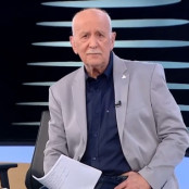 Βίκυ Χατζηβασιλείου