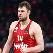 Σάσα Βεζένκοφ