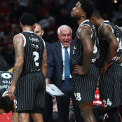 Τάιρικ Τζόουνς