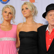 Χιού Χέφνερ